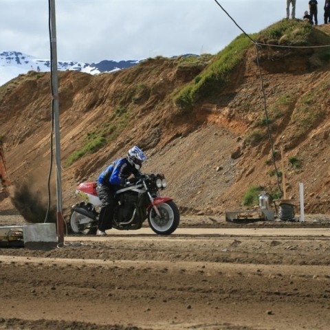 crop-sjallasandur_31._mai_2009_741__large_