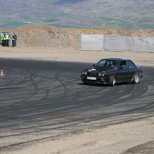 crop-2011_b_ladagar_213__large_